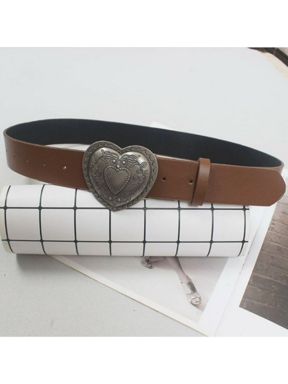 Women Coffee With Heart-shaped Buckle Soft Faux Leather Vintage Y2k Cowgirl Belt - Picture 4 of 5